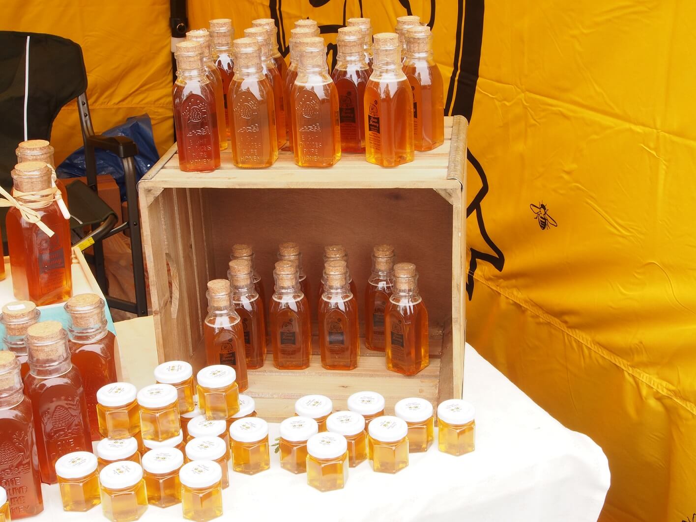 Laura's Raw Honey from Doan's Honey Farm, handcrafted specialty foods, beekeeper, honey, raw honey, handmade